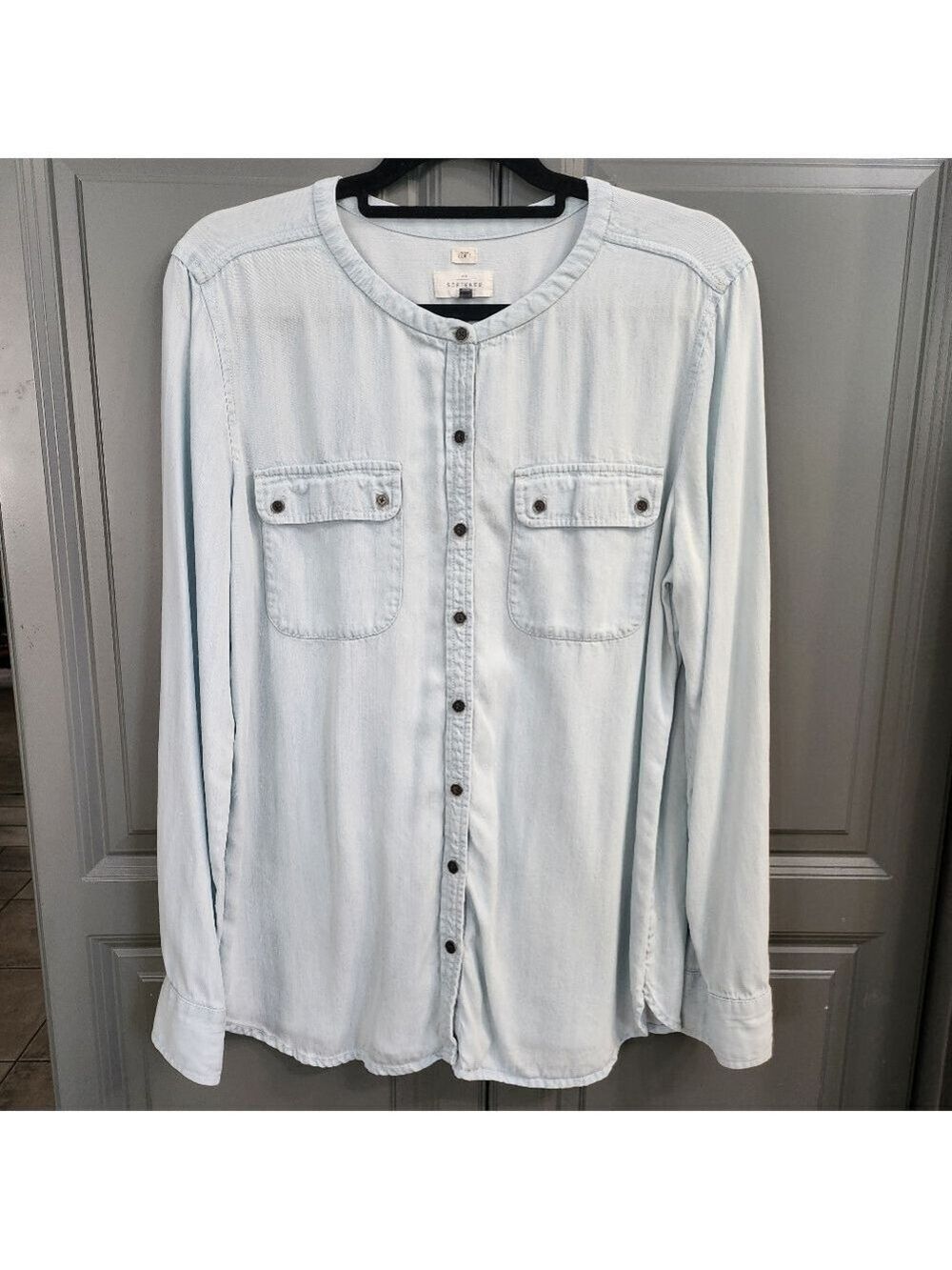 Ann Taylor Loft  Blue Light Weight Denim  Button-Up Long-sleeve Shirt